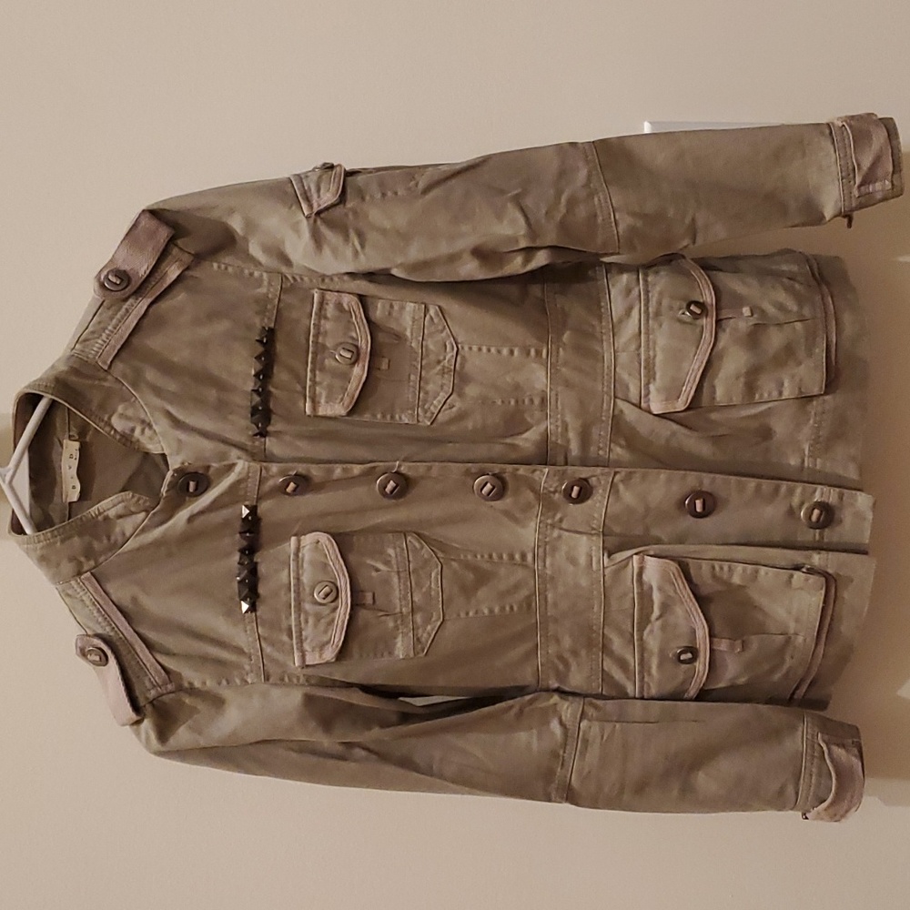Khaki Button-Down Jacket With Pockets - image 1